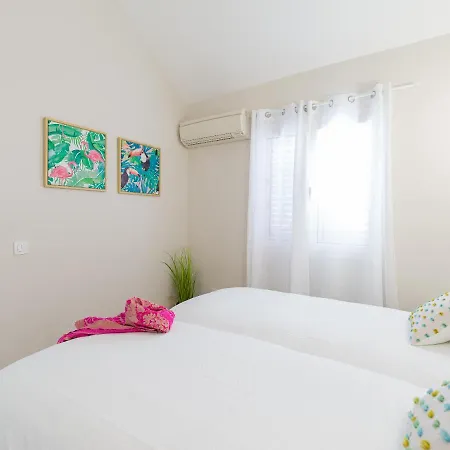 Leticia Apartman *